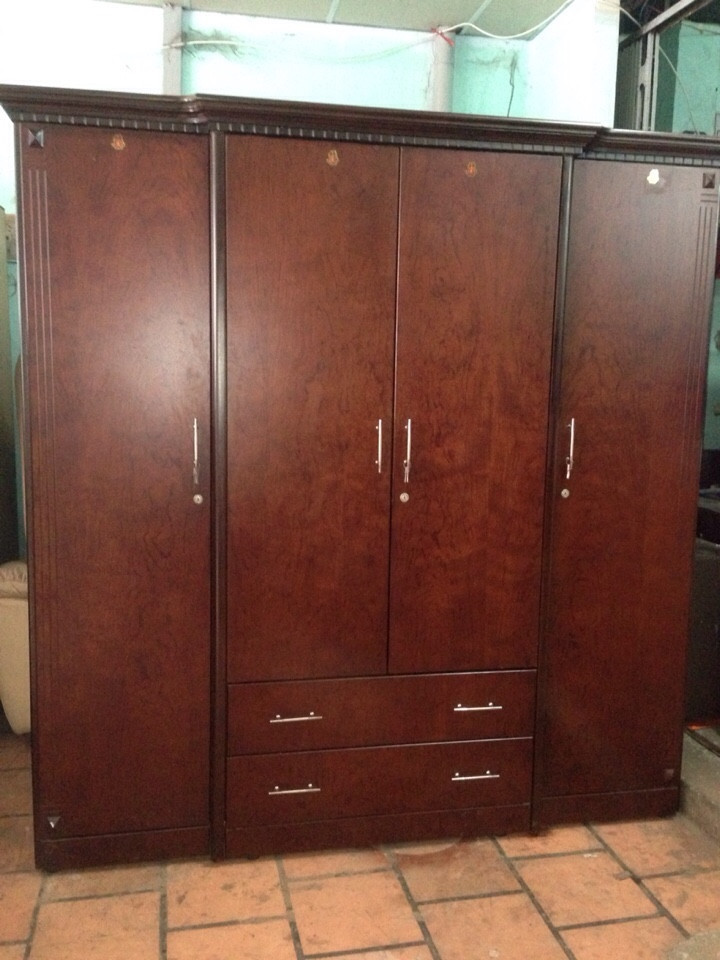 Thanh Lý Tủ Áo Gỗ 4 Cánh Cũ 1m8 x 2m Giá Rẻ